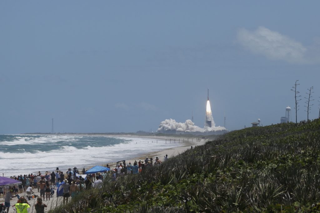 11playlinda beach rocket launch